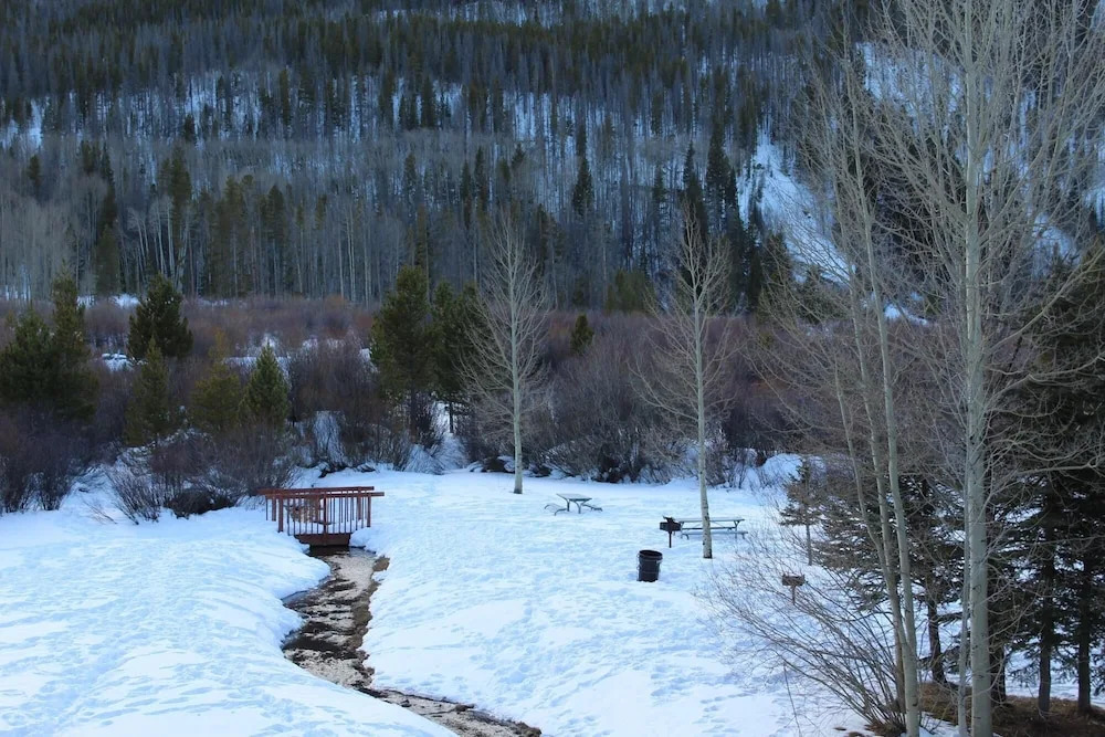241c Mountain Side 2br 2ba 2 Bedroom Condo by RedAwning