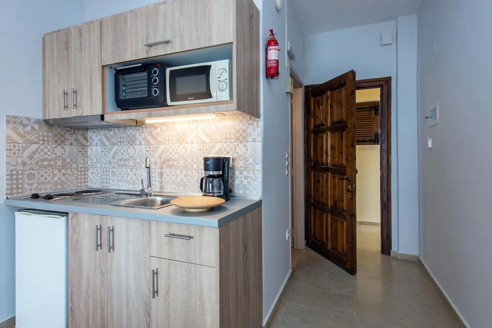 Hotel Barbati - Cozy Studio With Mountain Views