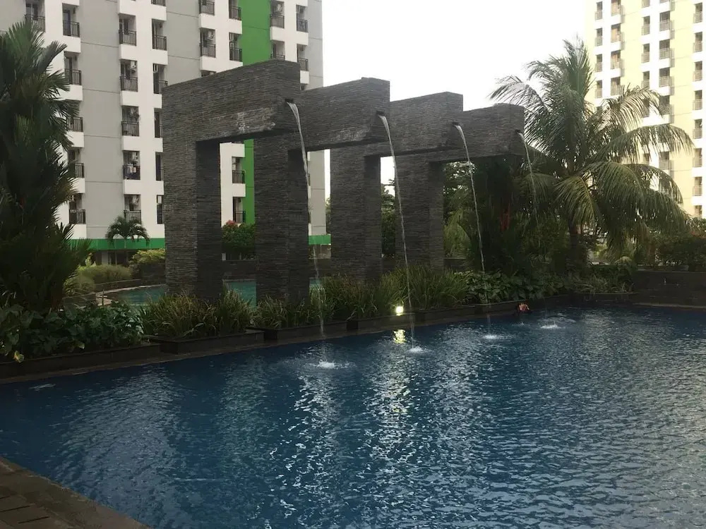 Apartment Green Lake View Ciputat by Celebrity Room