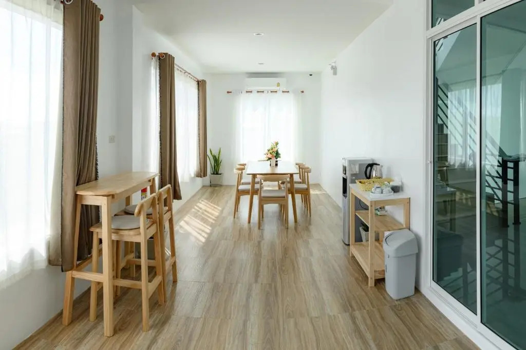 Munruk Hostel