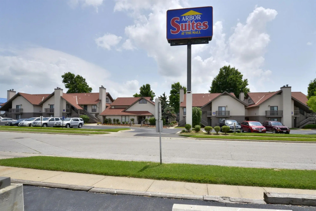 MainStay Suites Springfield South - Battlefield Rd