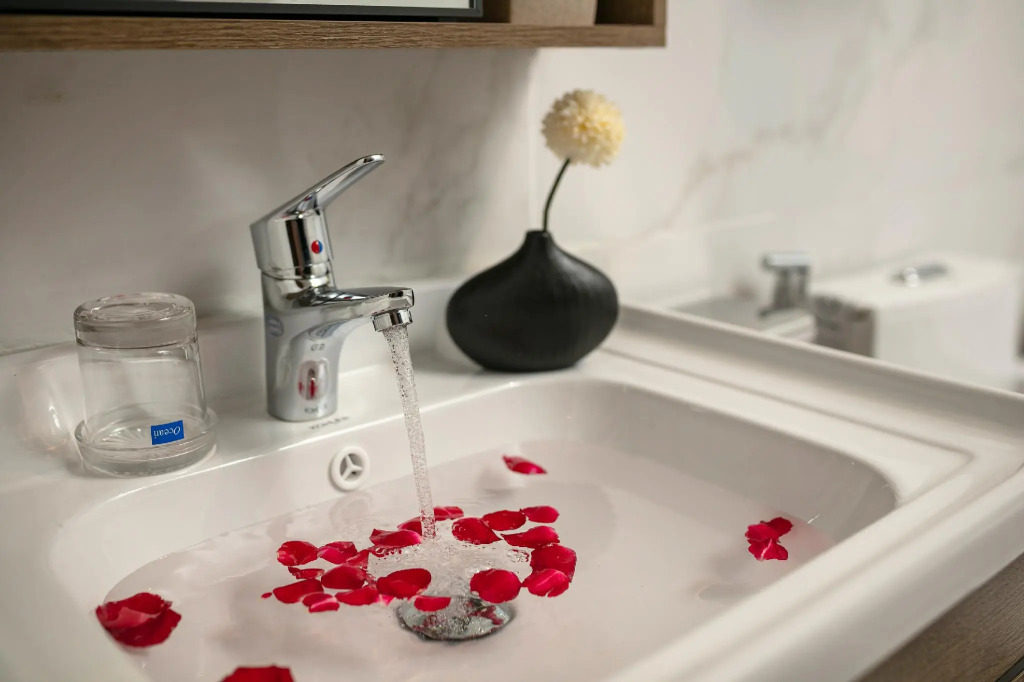 P-Link Home & Hotel