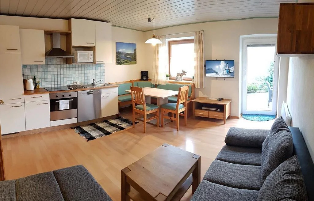 Apartment FUCHSLEHEN with terrace and mountain view by All in One Apartments