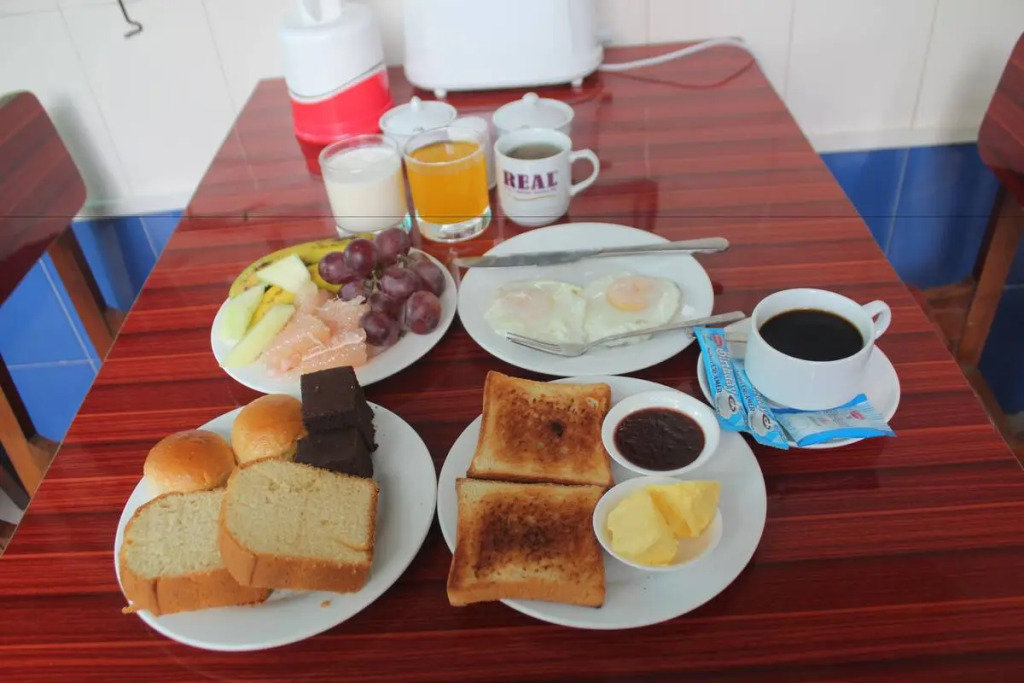 Mother Land Inn 2