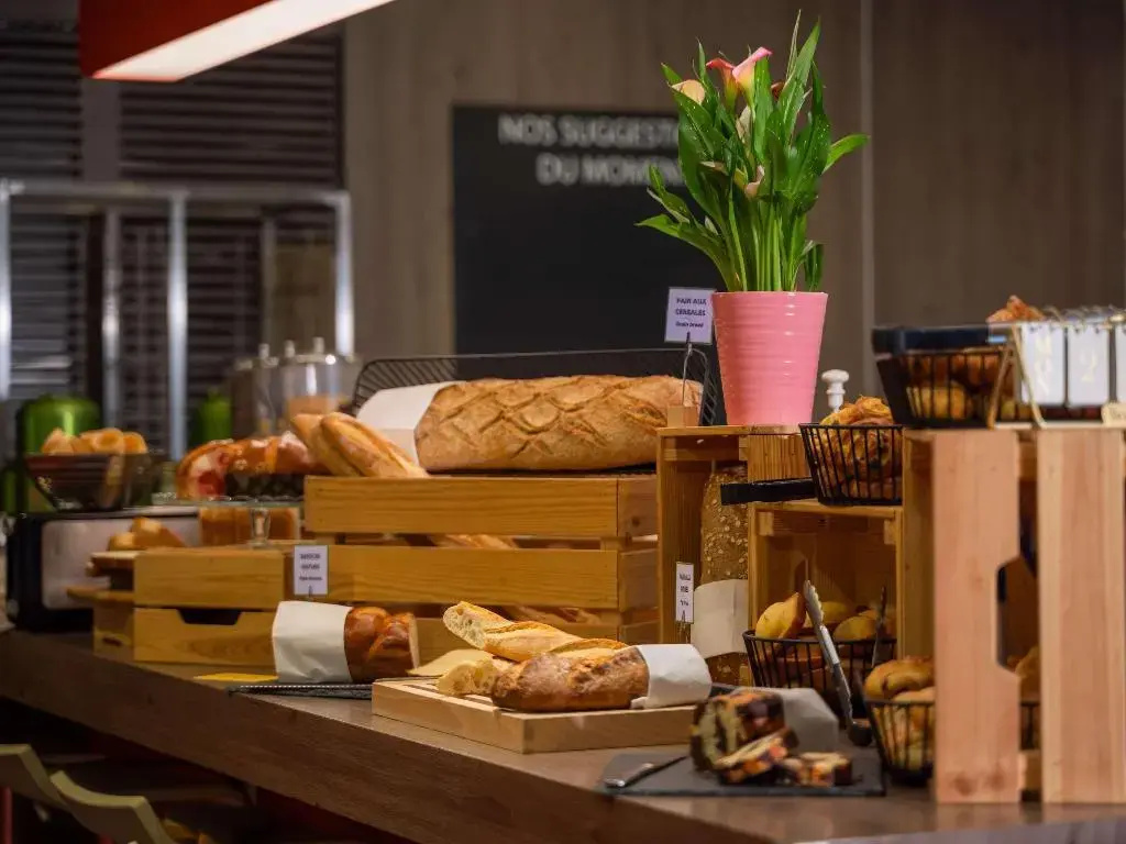 ibis Styles Romans-Valence Gare TGV