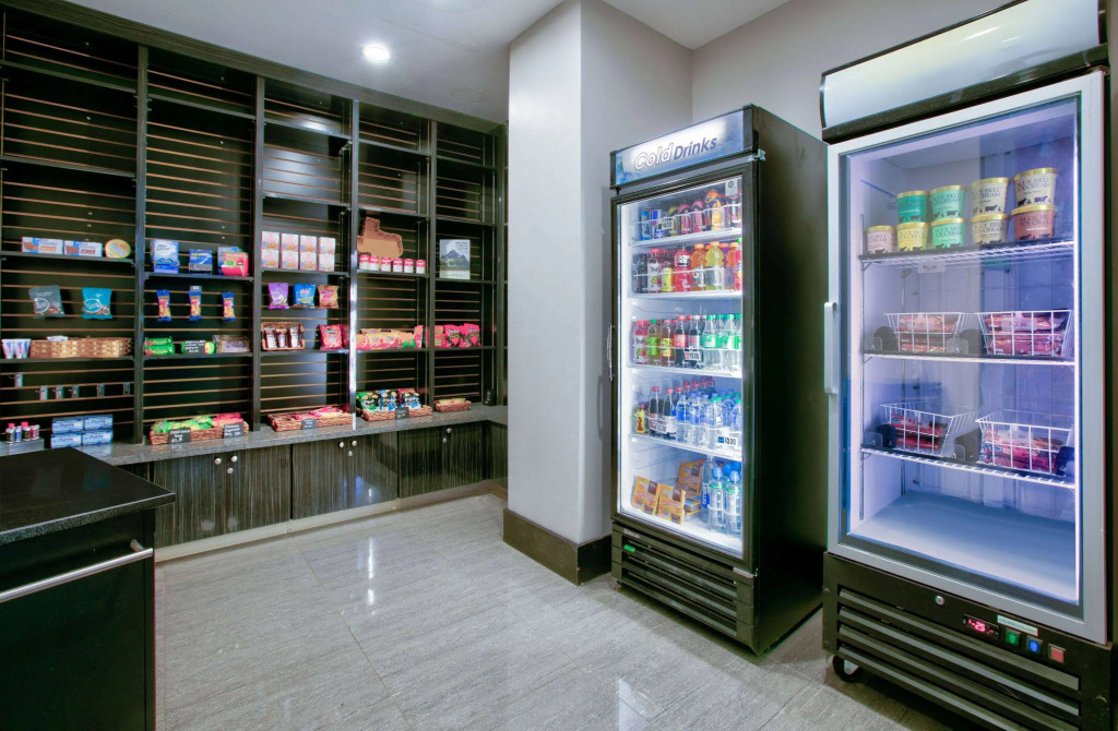 La Quinta Inn & Suites by Wyndham Lubbock Southwest