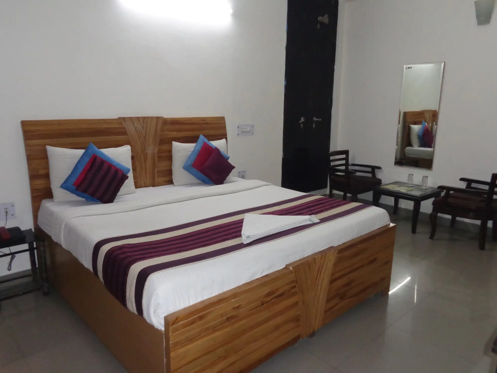 Hotel Akash Palace
