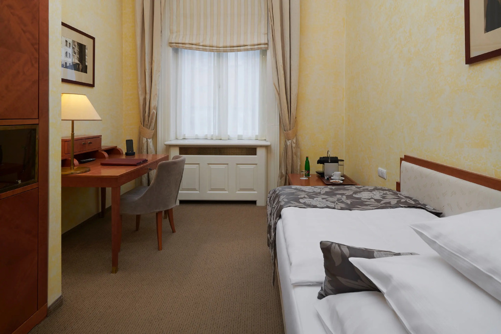 Ventana Hotel Prague