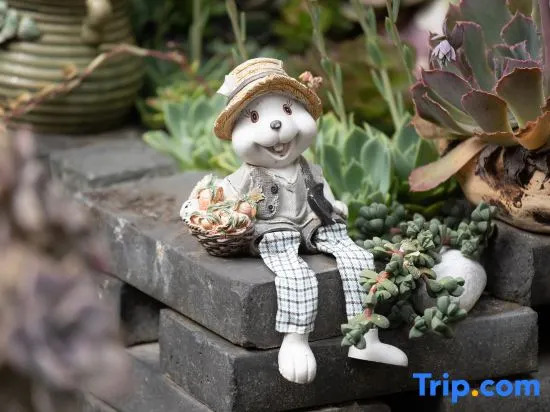 TaiShidi Think House garden