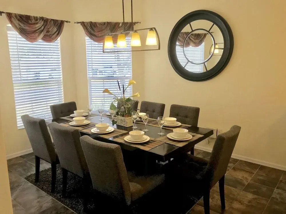 630 Sun Kissed 4 Br villa by RedAwning
