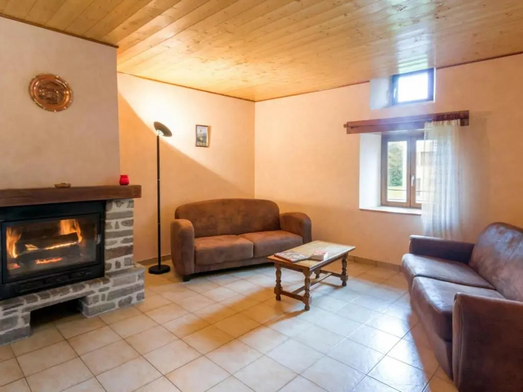 Gîte en pierre 6 pers avec cheminée à Sauvain - FR-1-496-42
