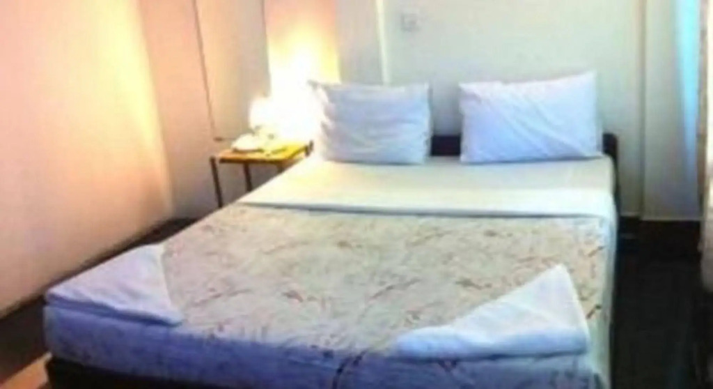 Golden World Guesthouse