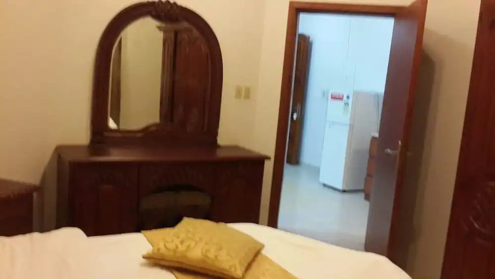 Leeka Suites Hotel