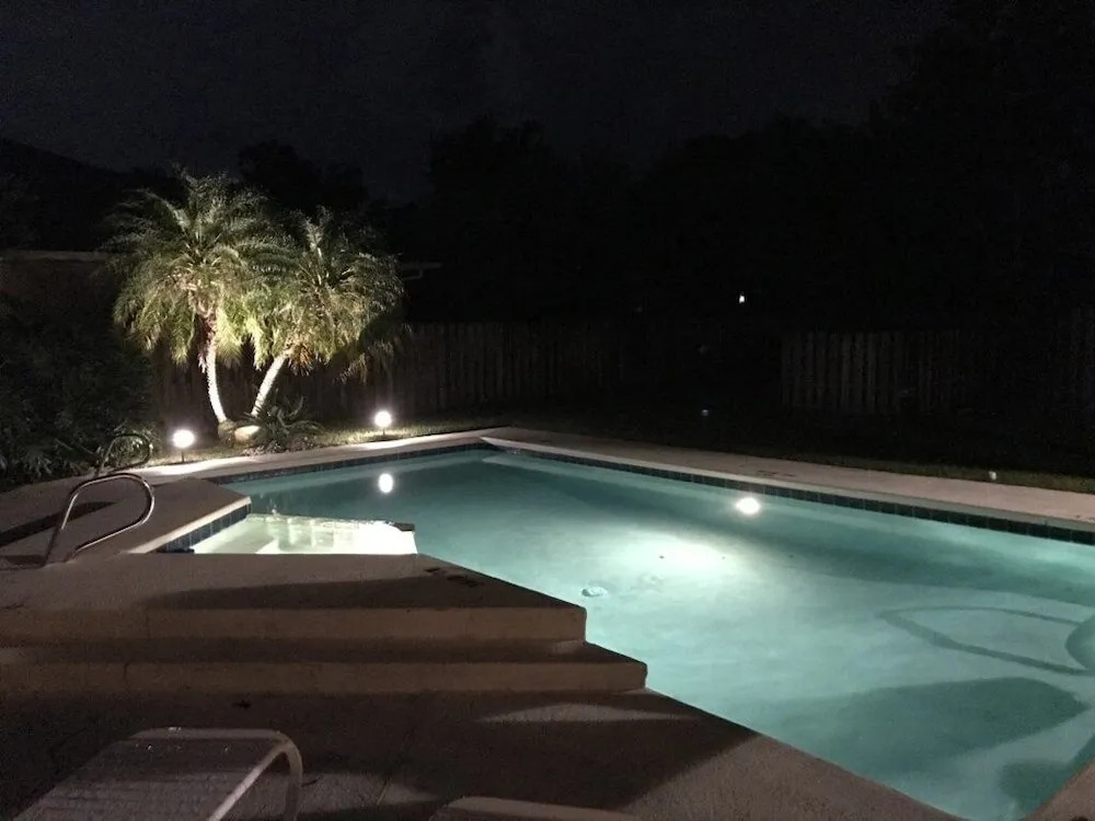 Floridays Vacation Home with Pool near to beach by RedAwning