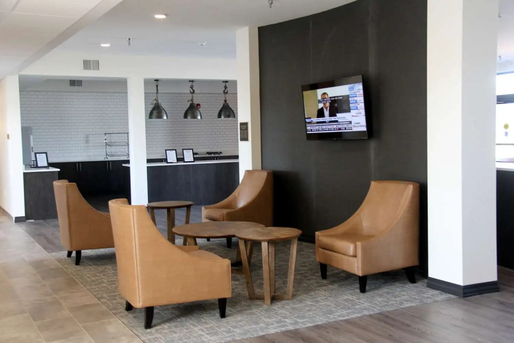 Best Western Plus Winkler