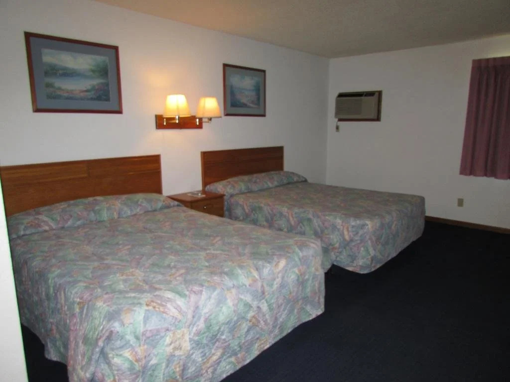 Can Am Inn