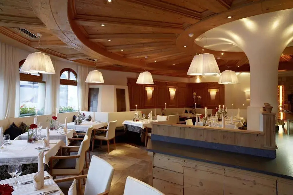 Hotel Tirol
