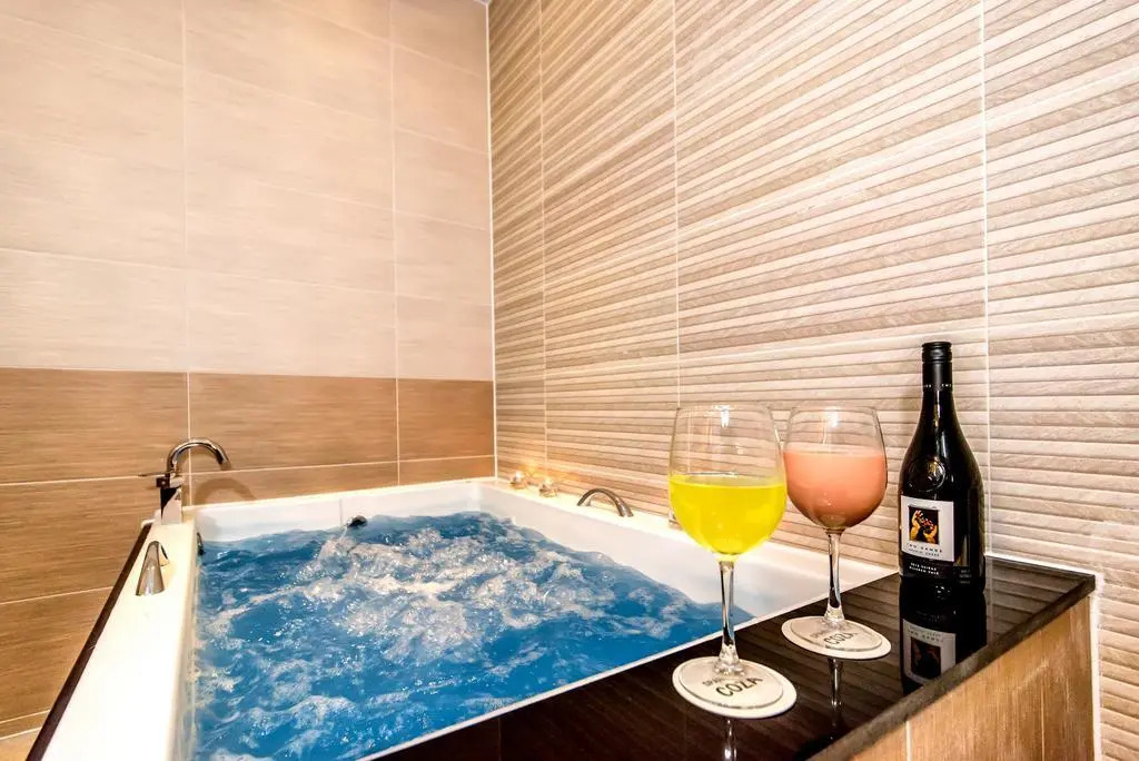 Seawater Spa Hotel Coza