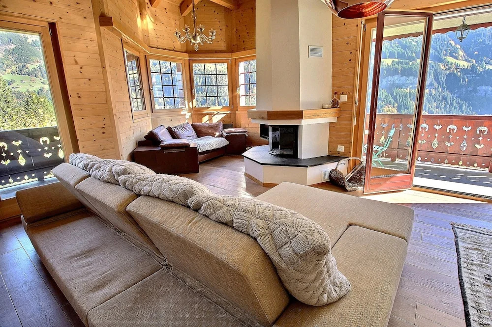 Tesil 06 - Located 300 Meters From the Main Street of the Village