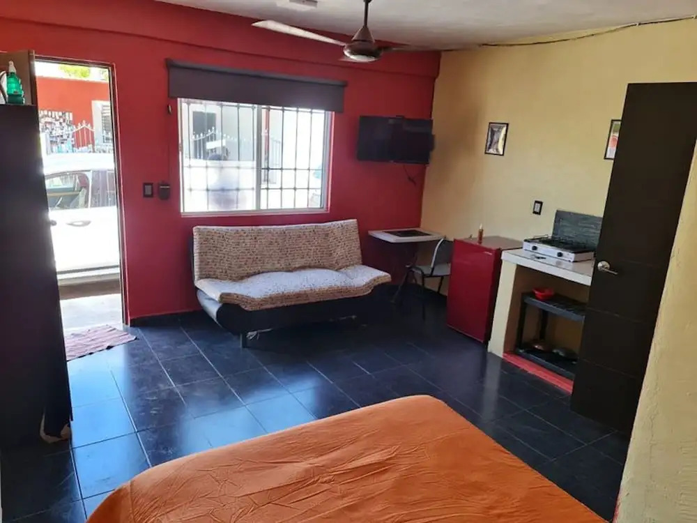 Independent Apartment Wifi AC, Stove, Fridge, TV