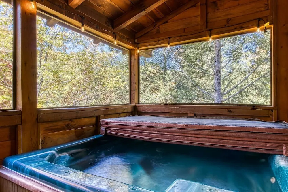 Er 247 - Legacy Lodge Great Location - Close To Town! 2 Bedroom Cabin by RedAwning