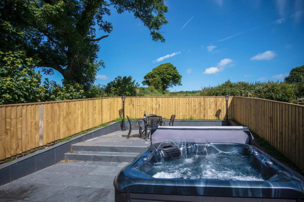Anchor Well - 2 Bedroom Cottage - Ludchurch