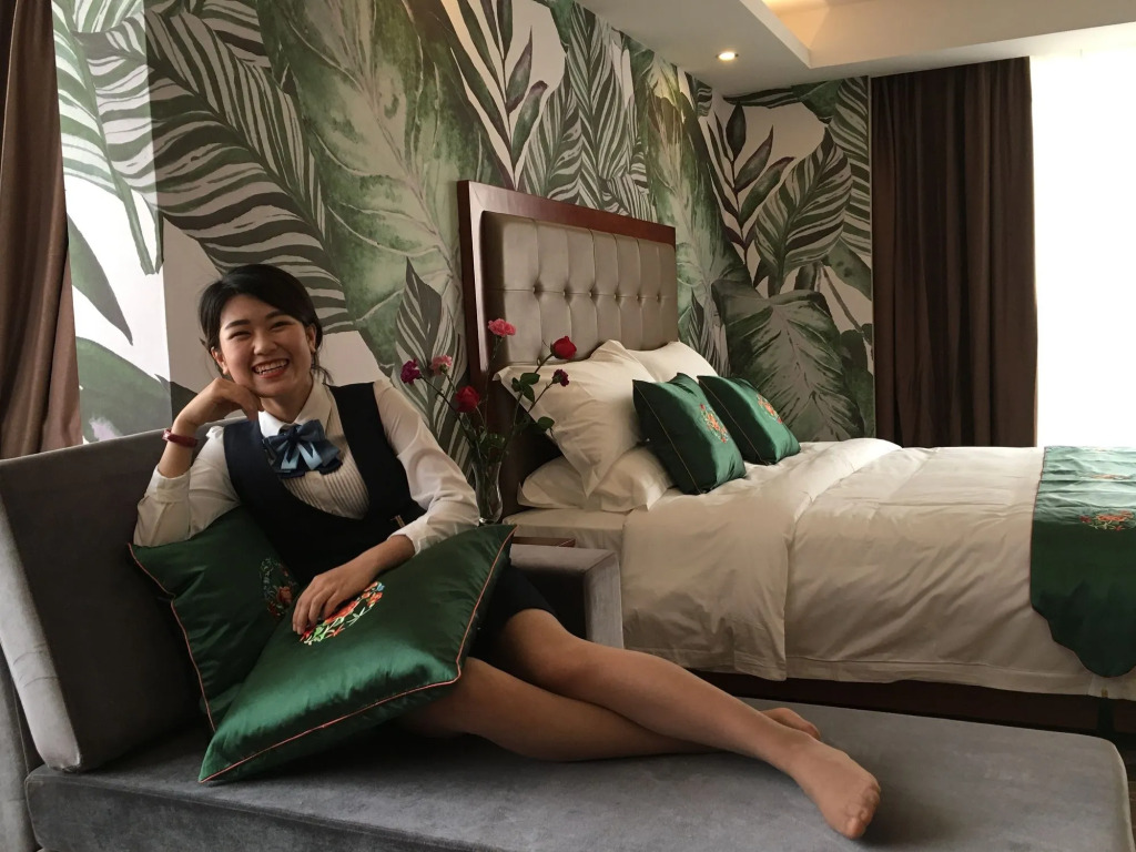 Poltton International Service Apartment Liuzhou Chengzhong Wanda Plaza