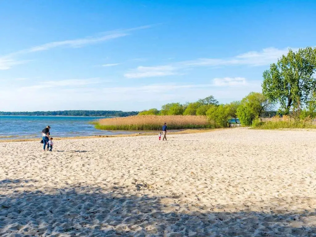 Maison Calme avec Jardin, Proche Lac et Centre, Animaux Bienvenus, Ménage Inclus - FR-1-319-408