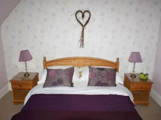 Strome Lodge