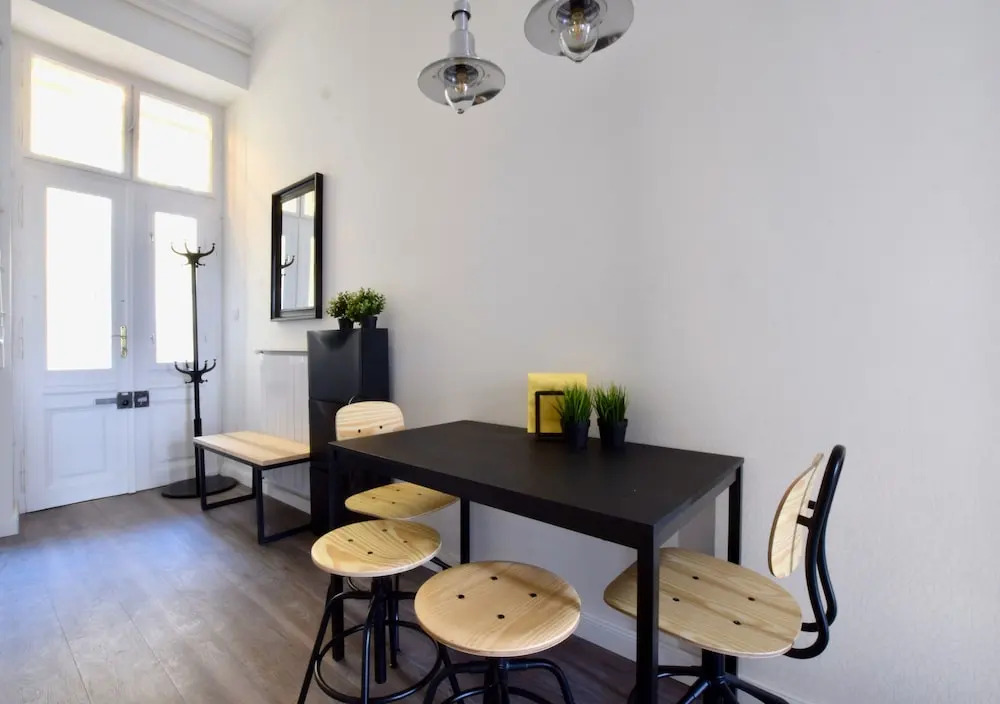 Standard Apartment by Hi5 - Dessewffy 37 suites