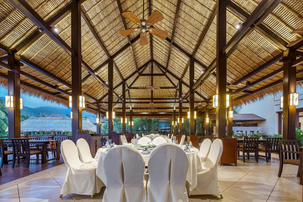 Sanya Yalong Bay Villas & Spa