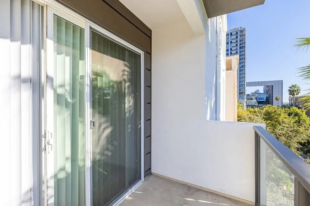 2br Furnished Apartment On Gordon St Hollywood 2 Bedroom Apts by RedAwning