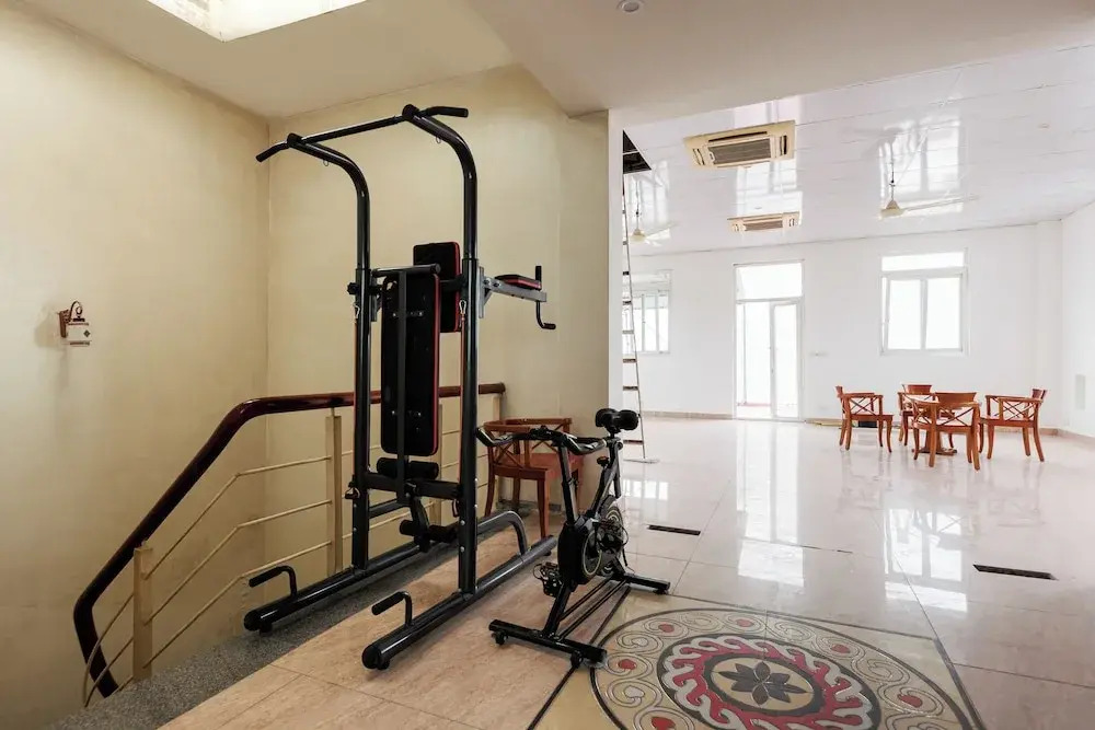 OYO 472 Lenka Hotel