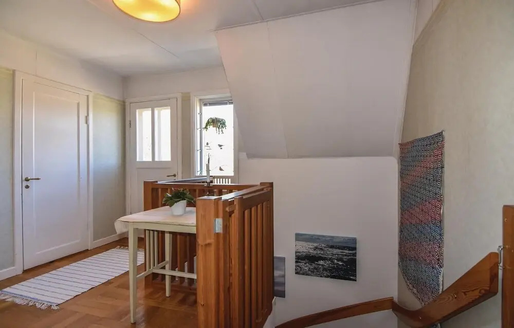 4 Bedroom Gorgeous Home In Motala