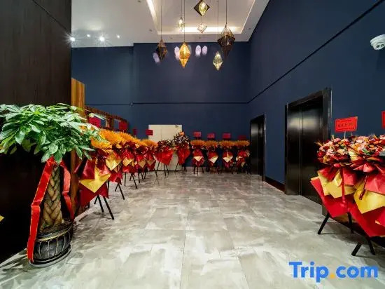 Yunxi Hotel (Dianchi Convention and Exhibition Center Triumph Branch)