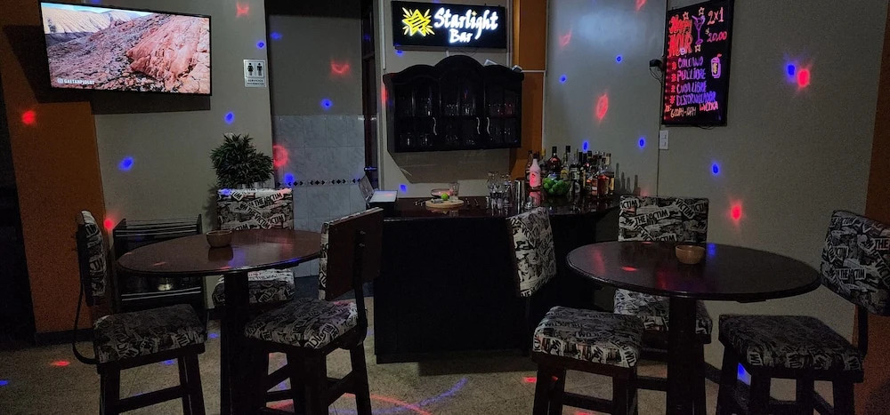 Starlight Inn