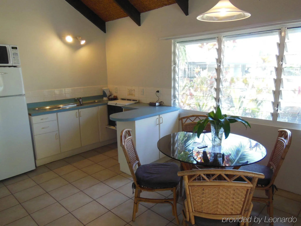Lagoon Breeze Villas