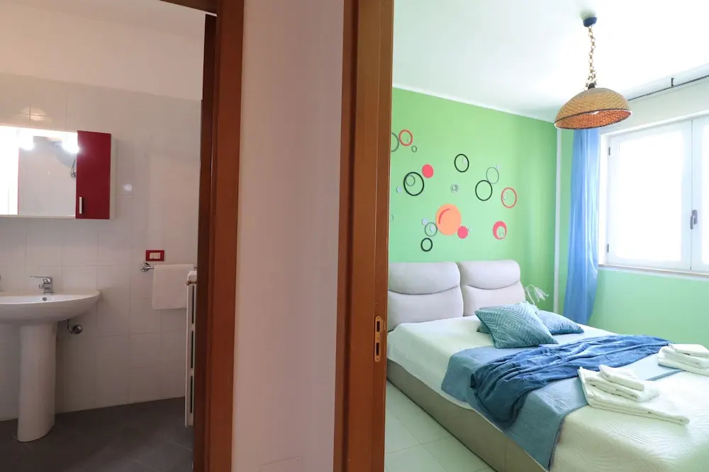 Casa Virginia Elegant One-Bedroom Apartment Near the Beach