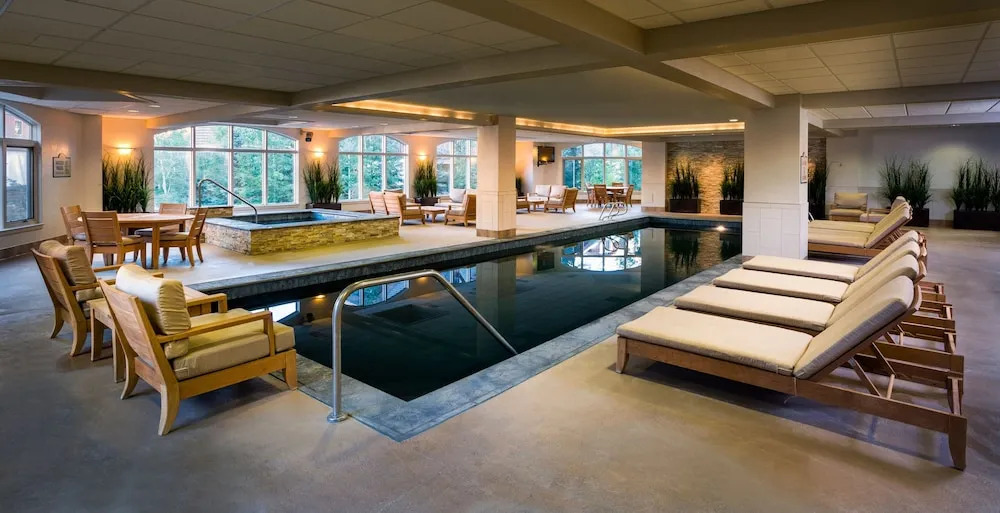 Plaza Level Luxury 3br -right In Beaver Creek Village 3 Bedroom Condo by RedAwning