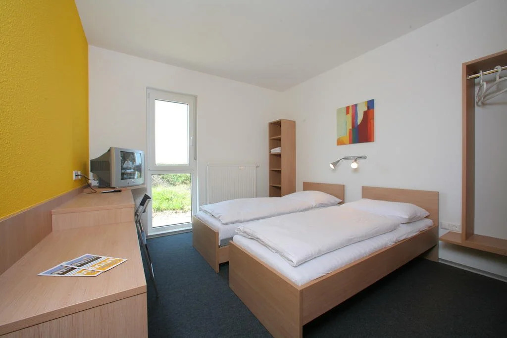 Tour-Motel