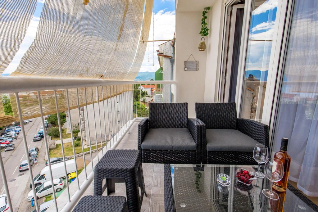 Victory Sea View Apartment