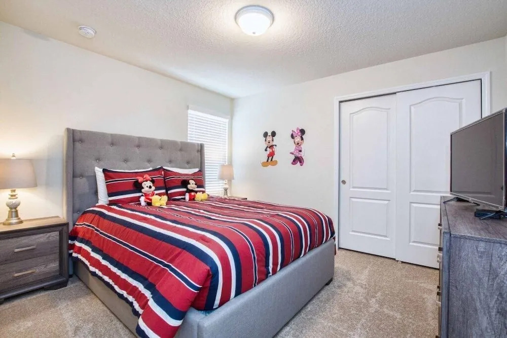 Windsor at Westside-8 Bedrooms House W/pool-3719ww Home