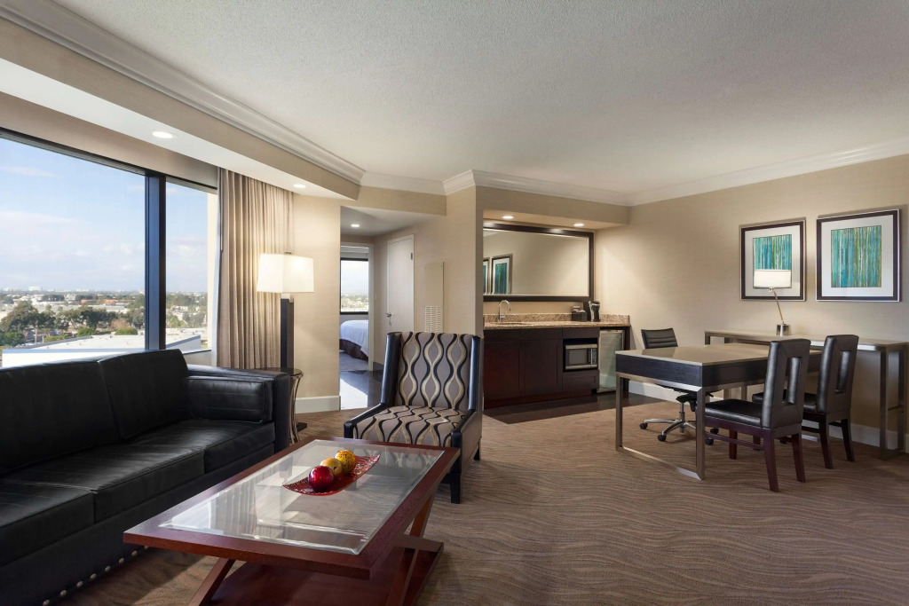 Embassy Suites by Hilton Irvine Orange County Airport