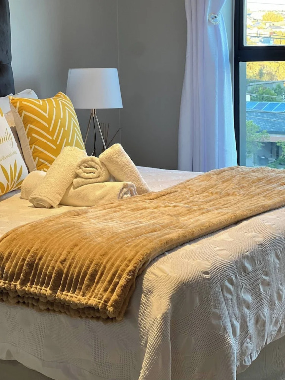 Amazing 1br, 2bath With River View in Waterfall