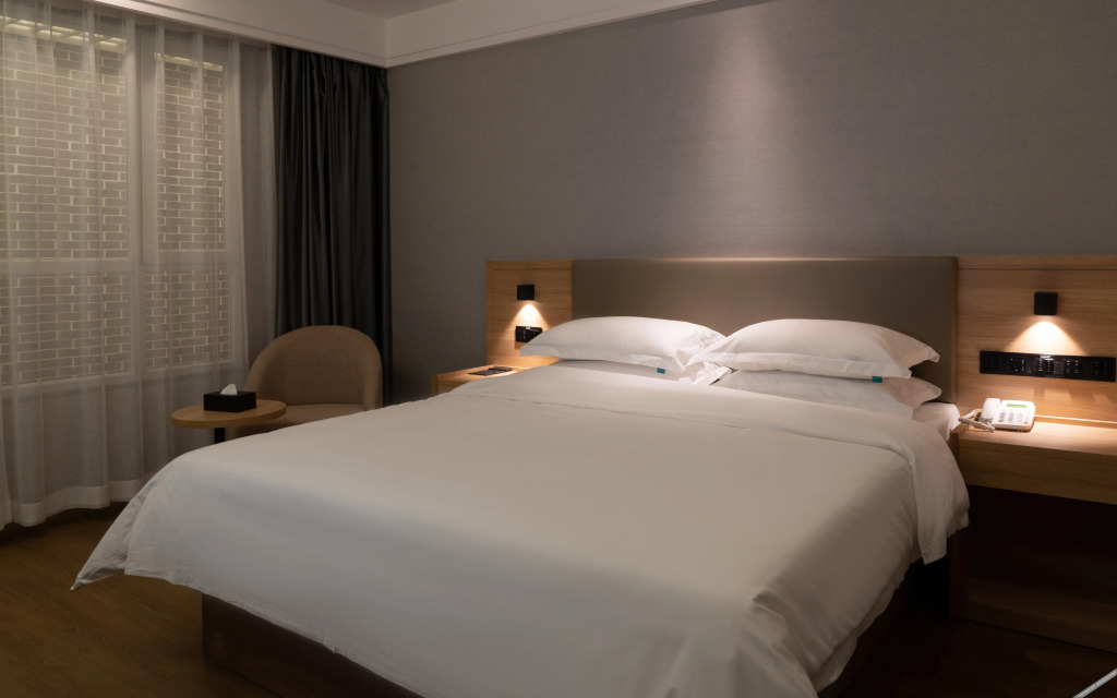 GreenTree Inn Express Hotel Altay Airport