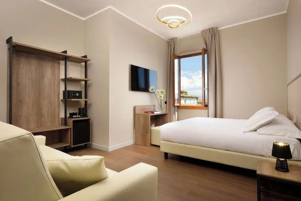 Essence Hotel