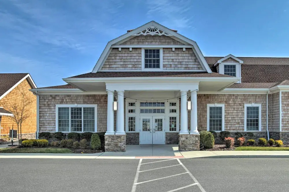 3 Mi to Bethany Beach: The Chief’s Quarters Home