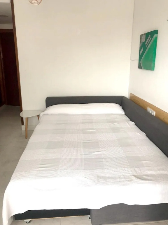 Studio in Benalmádena, With Wonderful sea View, Shared Pool and Wifi