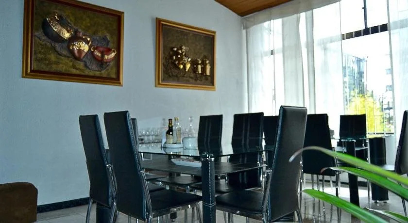Hotel Calle 112