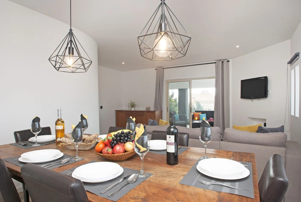 Villa Hollywood - Sítio calmo com piscina aquecível e BBQ - Albufeira